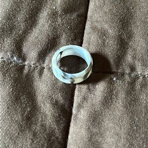 Qalo Black & White Marbled Silicone Ring